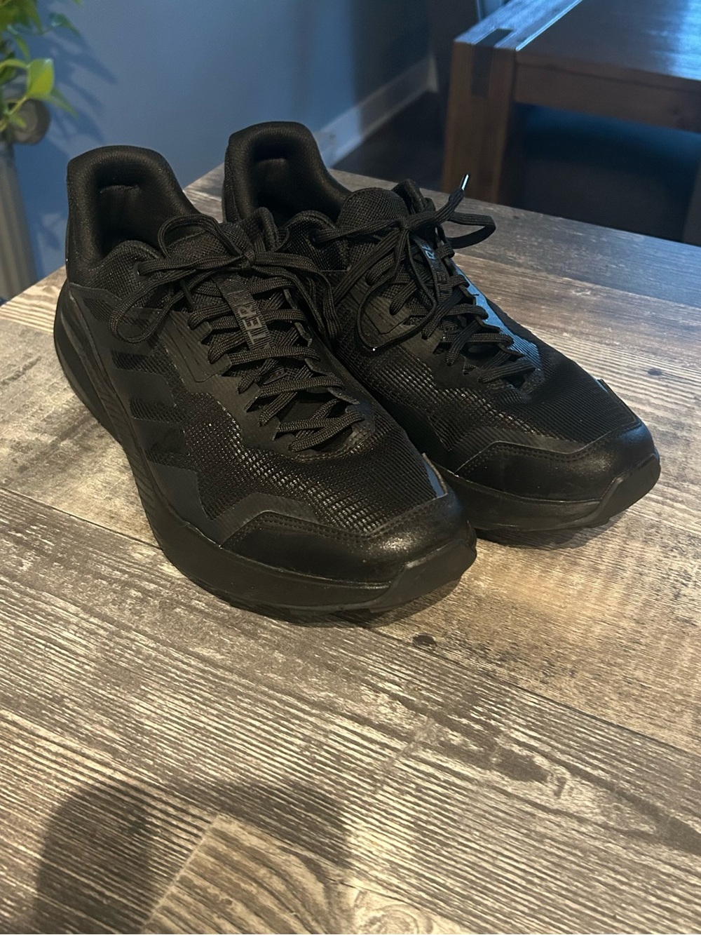 adidas Men’s All-Black Athletic Training Shoes